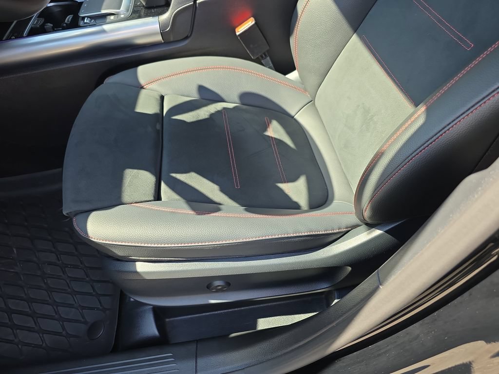 Used 2021 Mercedes-Benz GLA 250 4MATIC image 20