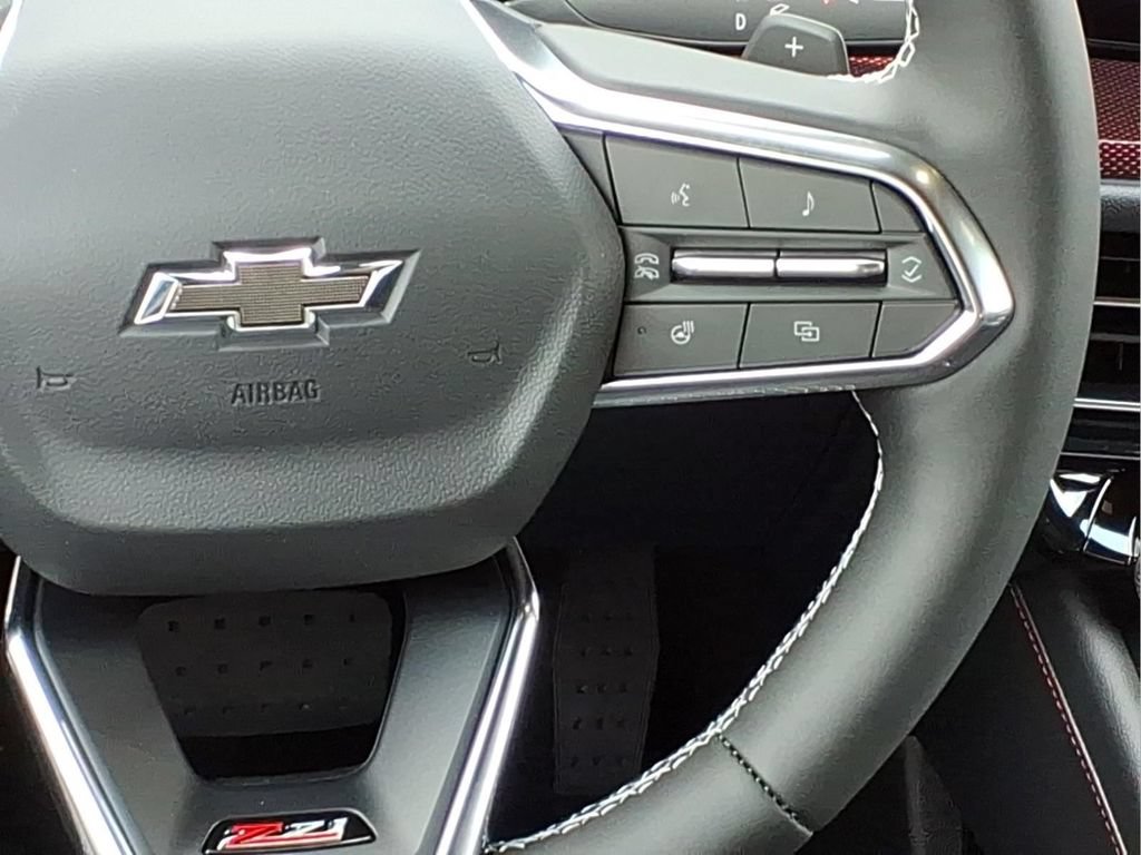 New 2026 Chevrolet Traverse Z71 w/ Enhanced Driving Package AWD/4WD image 7