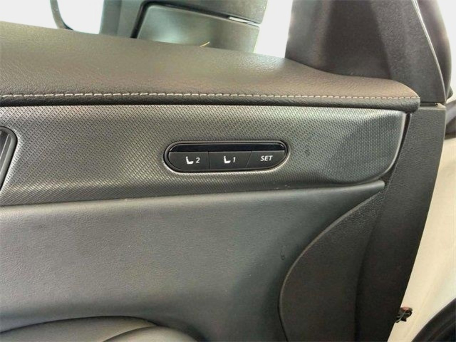 Used 2025 INFINITI QX60 Luxe image 66