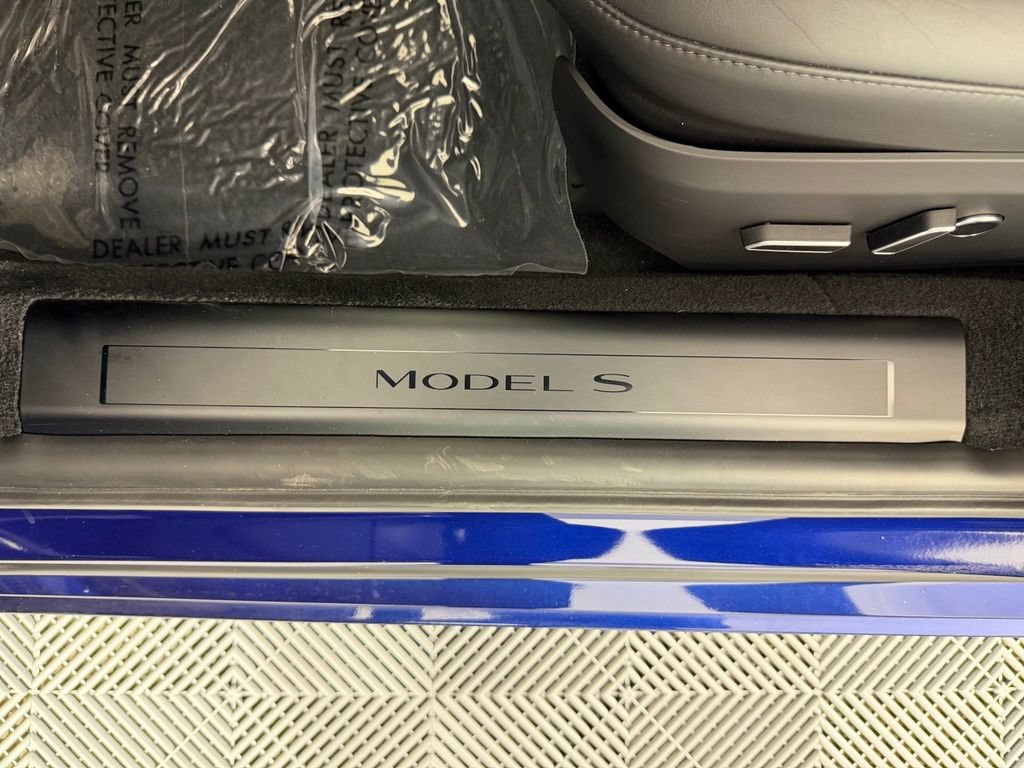 Used 2021 Tesla Model S Plaid AWD/4WD image 18