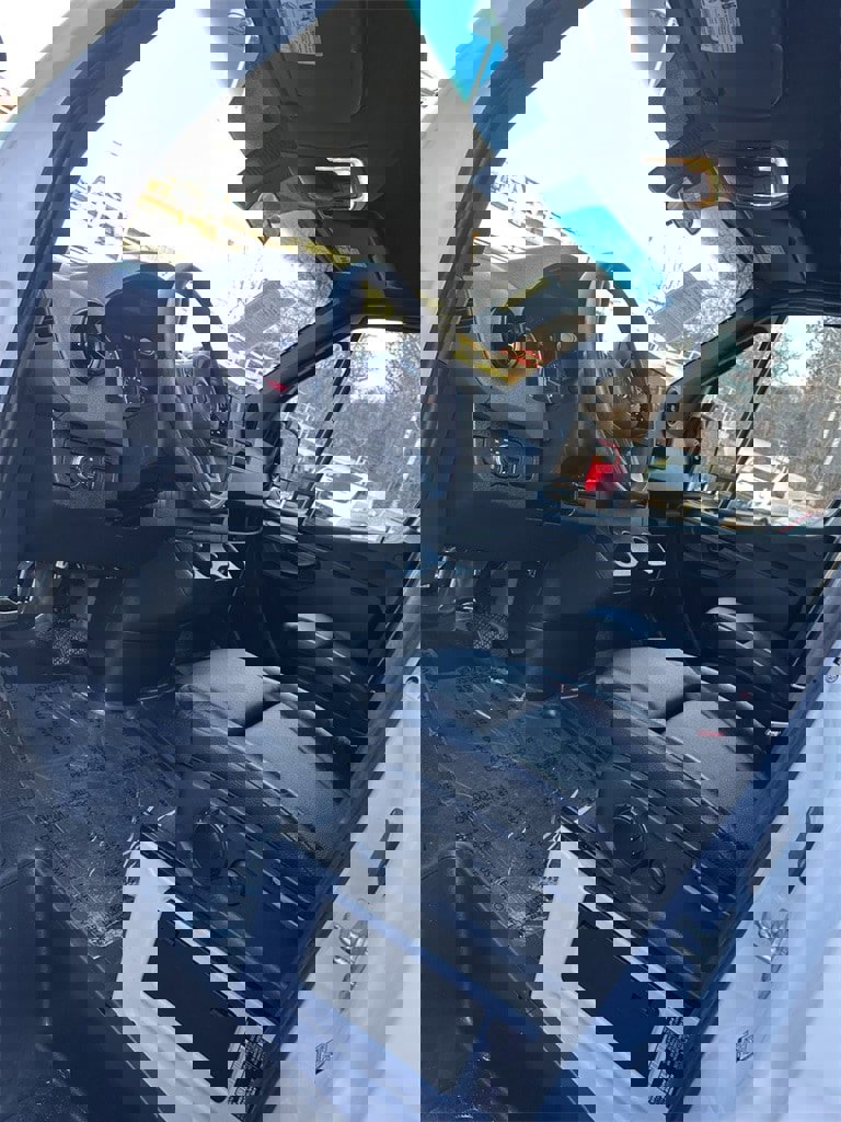 Used 2024 Mercedes-Benz Sprinter 144 Cargo w/ Acoustic Package image 11