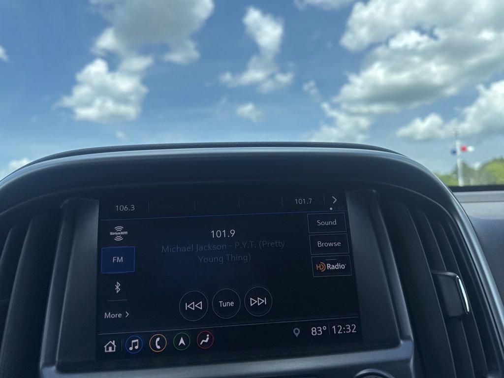 Used 2022 Chevrolet Colorado LT w/ Luxury Package image 21