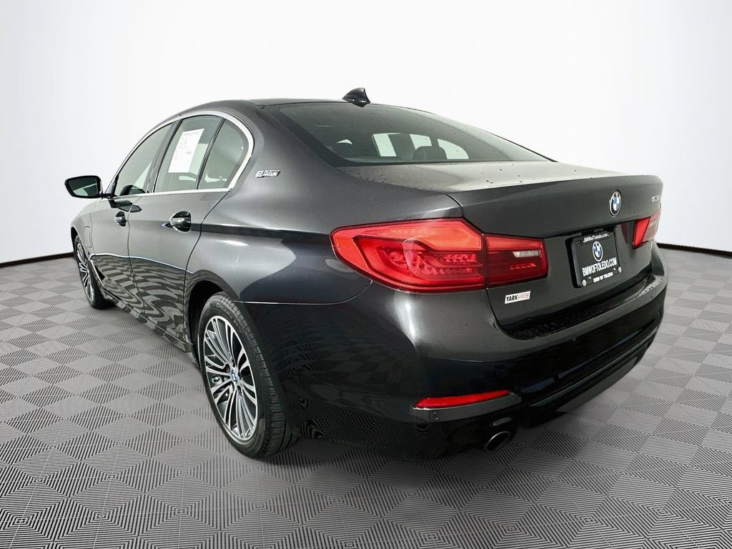 Used 2019 BMW 530e xDrive w/ Convenience Package AWD/4WD image 6