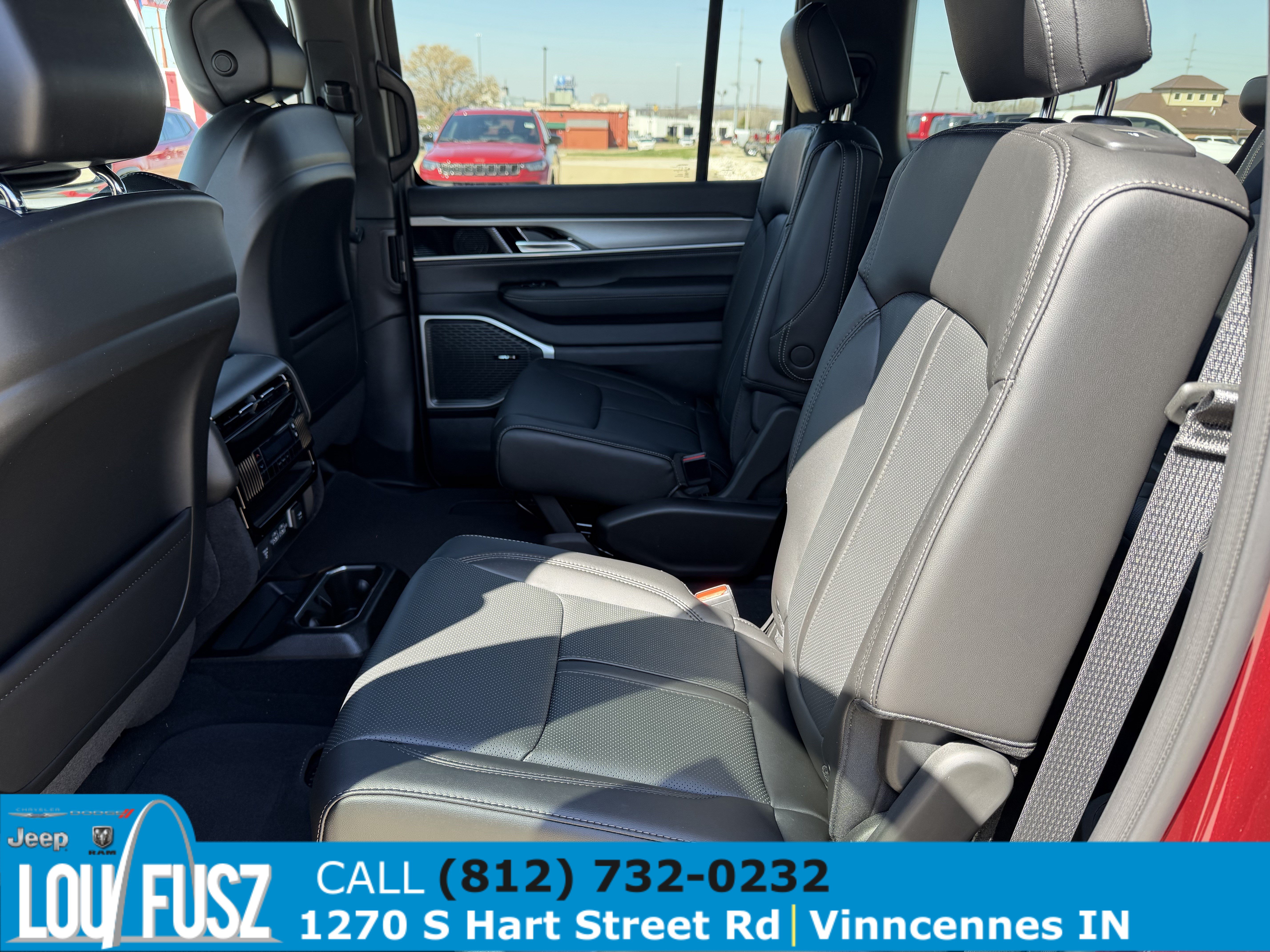 New 2026 Jeep Grand Wagoneer L 4WD w/ Premium Group I image 13