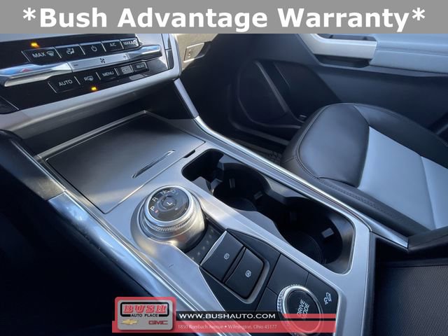 Used 2022 Ford Explorer XLT w/ Equipment Group 202A image 16