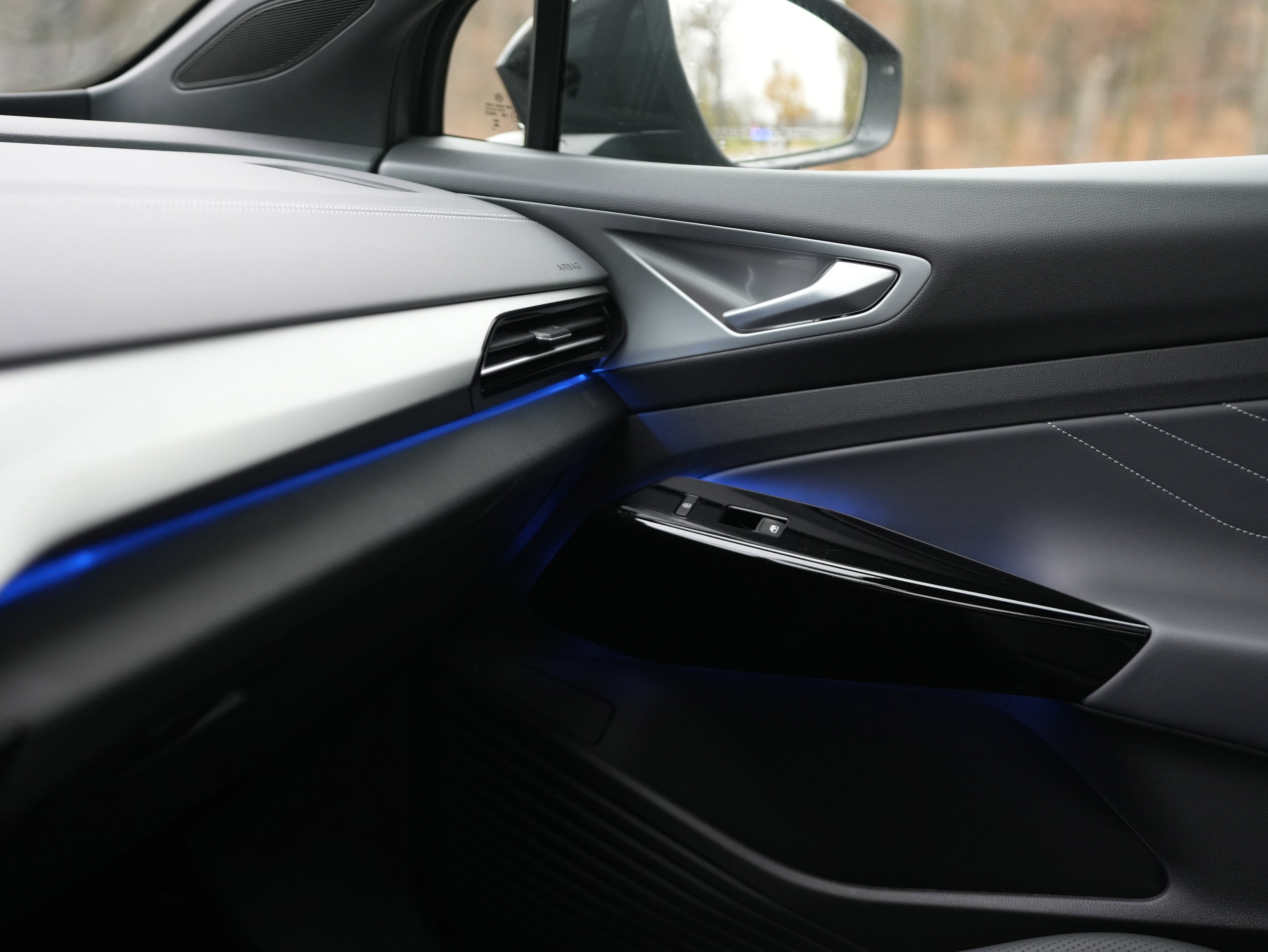 New 2025 Volkswagen ID.4 Pro S image 33