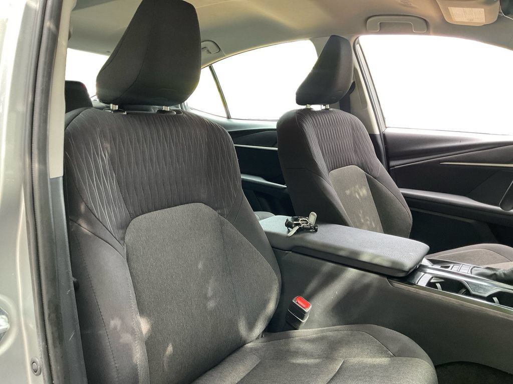 Used 2025 Toyota Camry LE FWD image 27