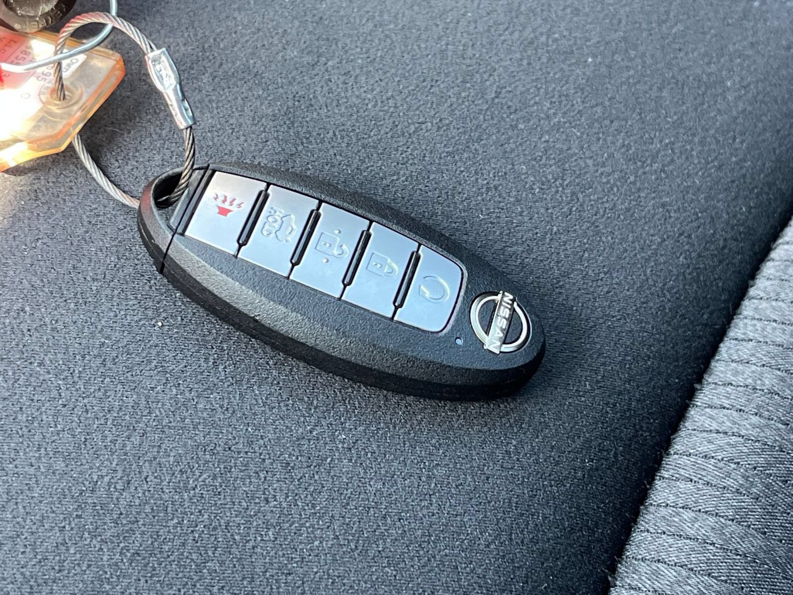 Used 2025 Nissan Altima 2.5 SV FWD image 25