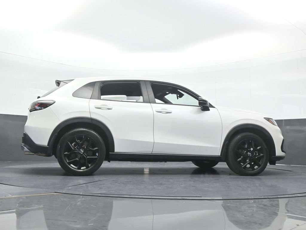 Used 2025 Honda HR-V Sport image 61