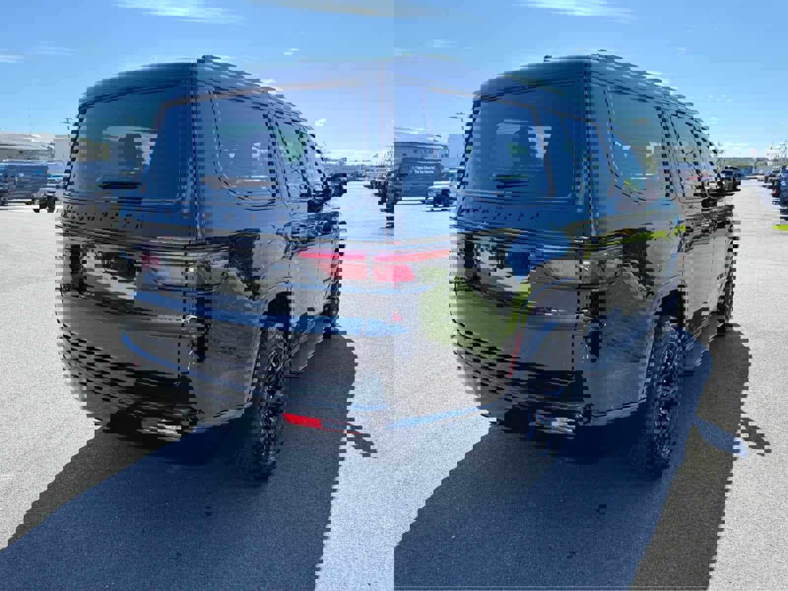 Used 2025 Jeep Wagoneer Series II image 10