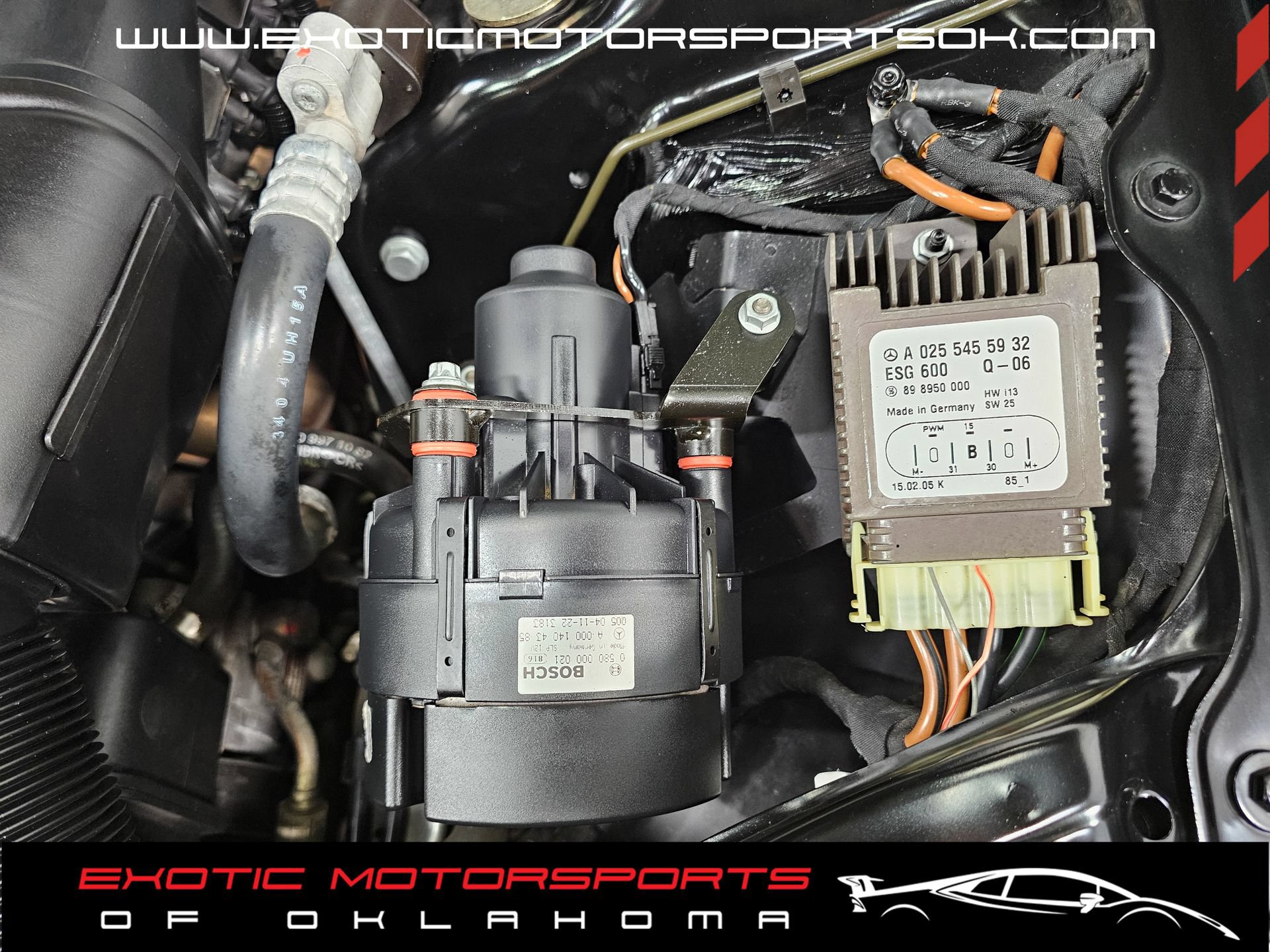 Used 2005 Chrysler Crossfire SRT-6 RWD image 17
