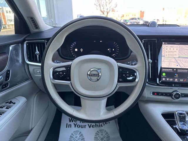 Used 2022 Volvo S90 B6 Inscription w/ Advanced Package image 38