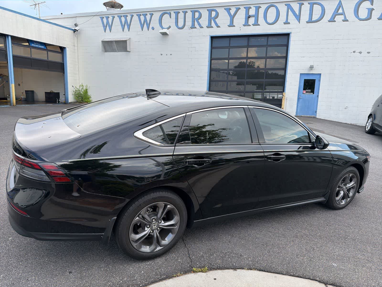 Used 2024 Honda Accord EX image 13