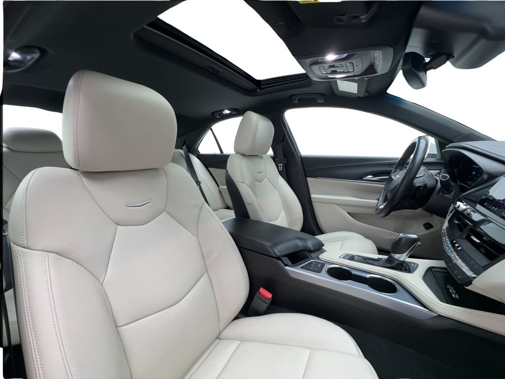 Used 2021 Cadillac CT4 Premium Luxury RWD image 30