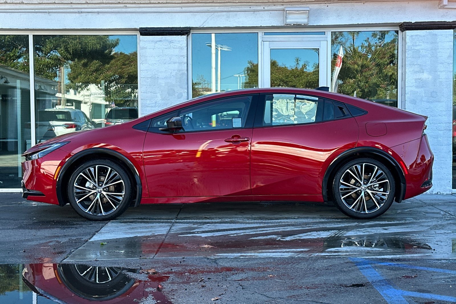 Used 2026 Toyota Prius Limited w/ Limited Premium Package image 7