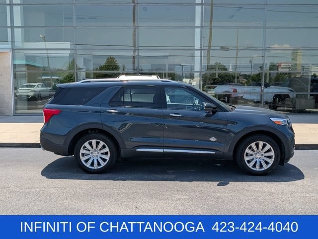 Used 2024 Ford Explorer King Ranch w/ Technology Package AWD/4WD image 8