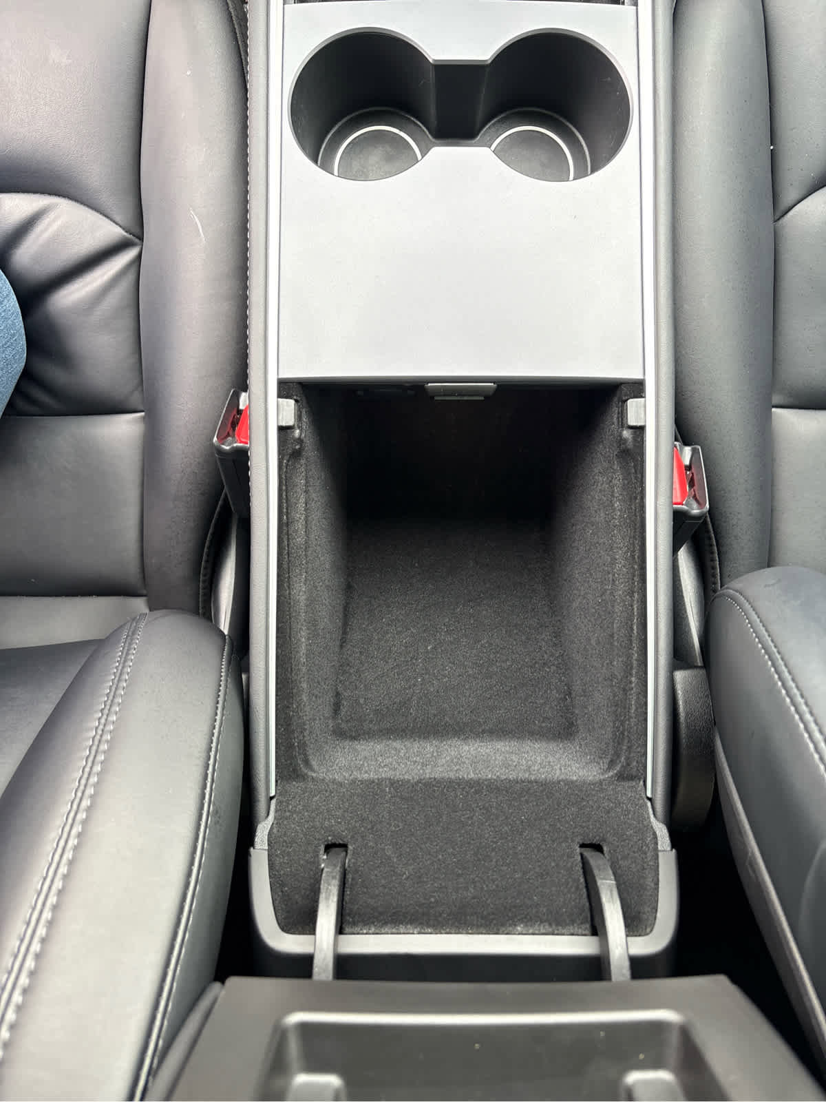 Used 2023 Tesla Model 3 Standard Range image 17