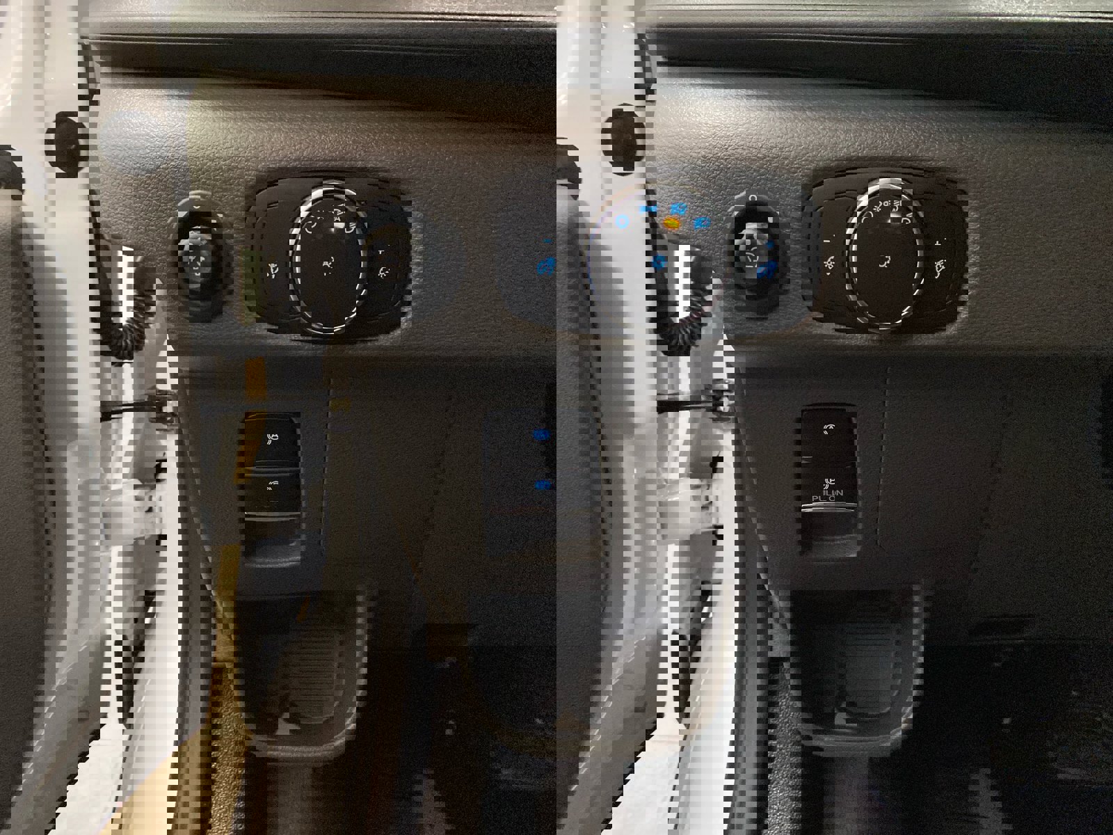 New 2026 Ford Transit 250 148 Medium Roof Extended AWD w/ Electrician Trade Package image 15