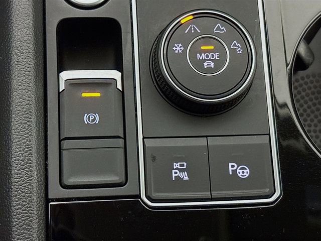 Used 2023 Volkswagen Atlas SEL Premium image 38