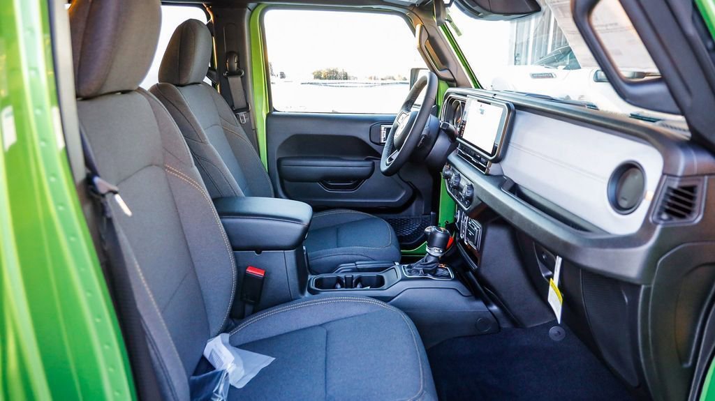 New 2026 Jeep Gladiator Sport image 18