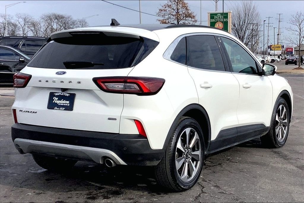 Used 2023 Ford Escape Platinum image 15