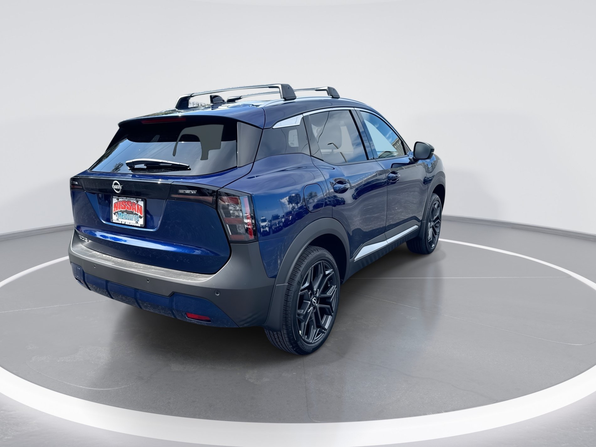 New 2027 Nissan Kicks SR FWD image 4
