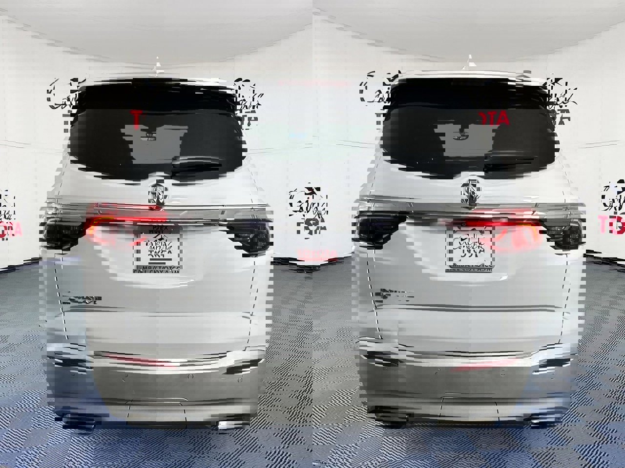 Used 2024 Buick Enclave Premium image 6