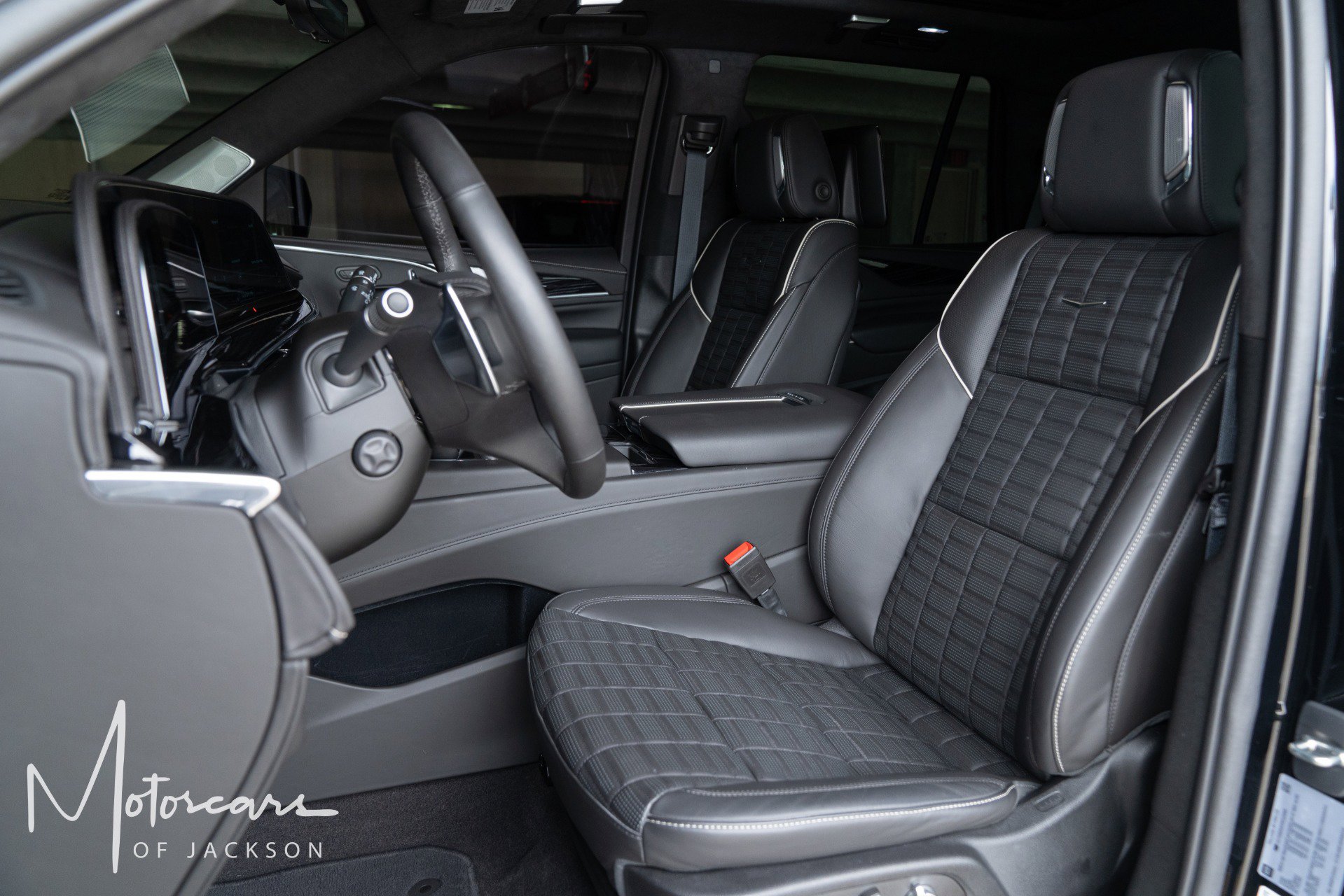 Used 2023 Cadillac Escalade V AWD/4WD image 30