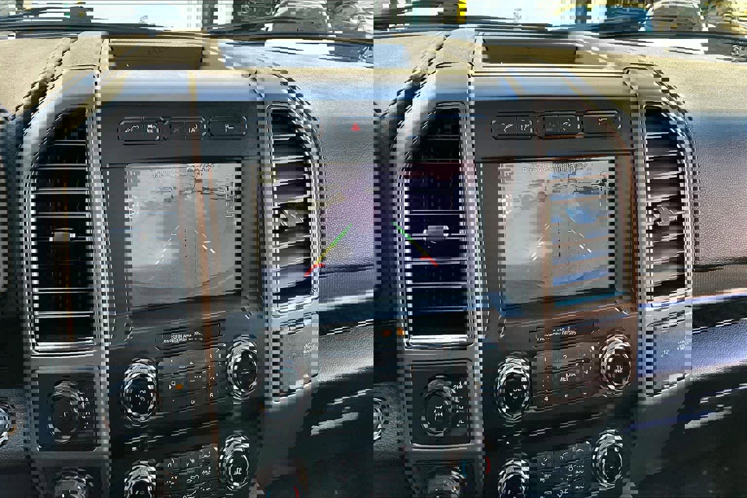 Used 2017 Ford F150 Raptor w/ Equipment Group 802A Luxury image 27