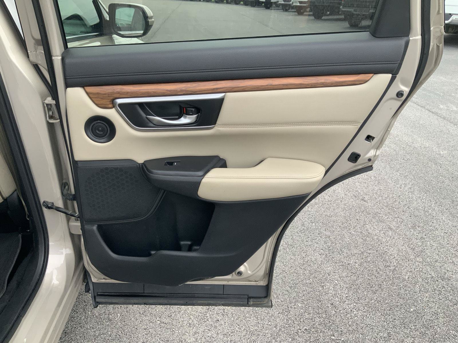 Used 2018 Honda CR-V Touring image 48