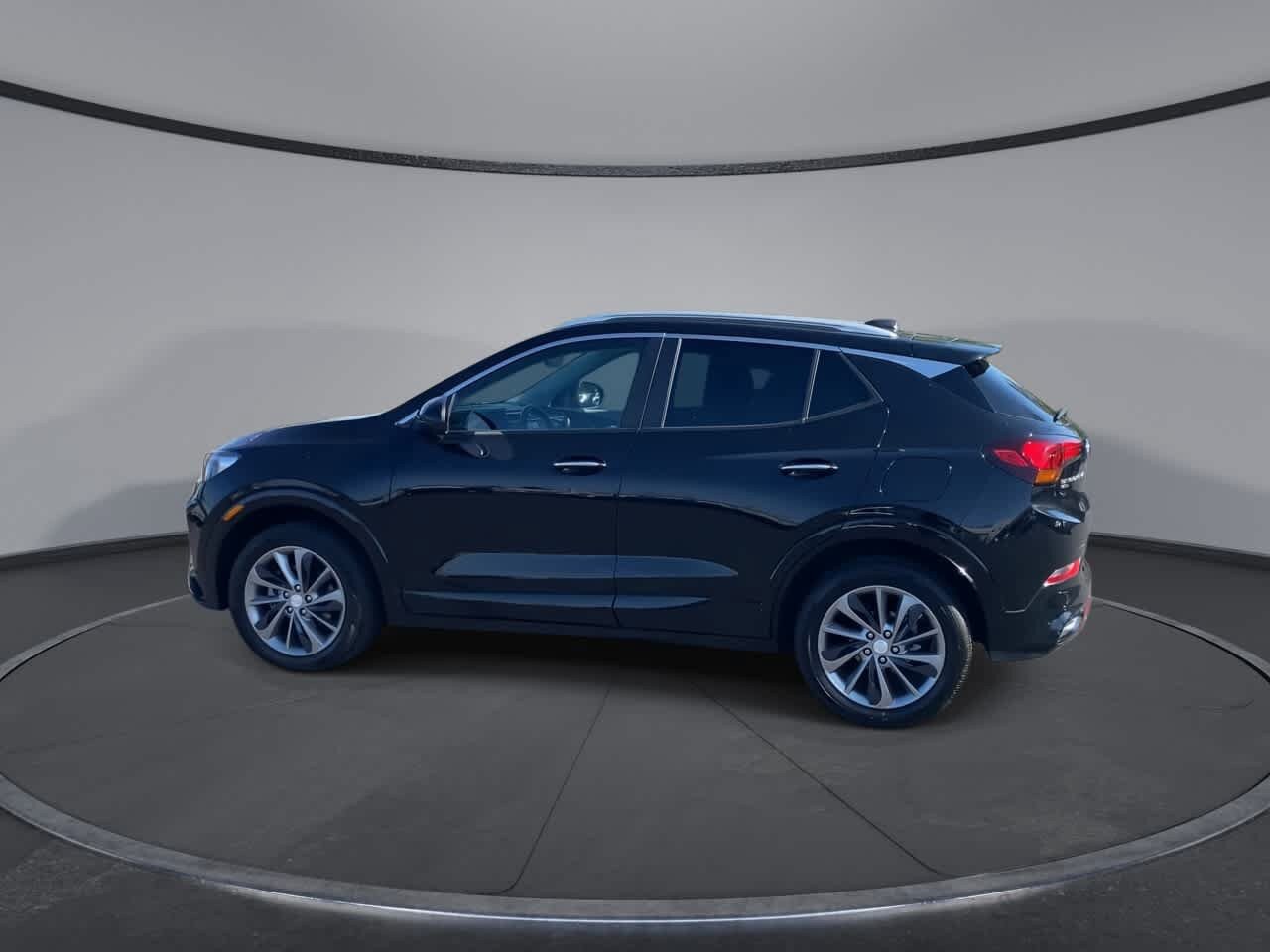 Used 2023 Buick Encore GX Select w/ Sport Touring Package AWD/4WD image 7