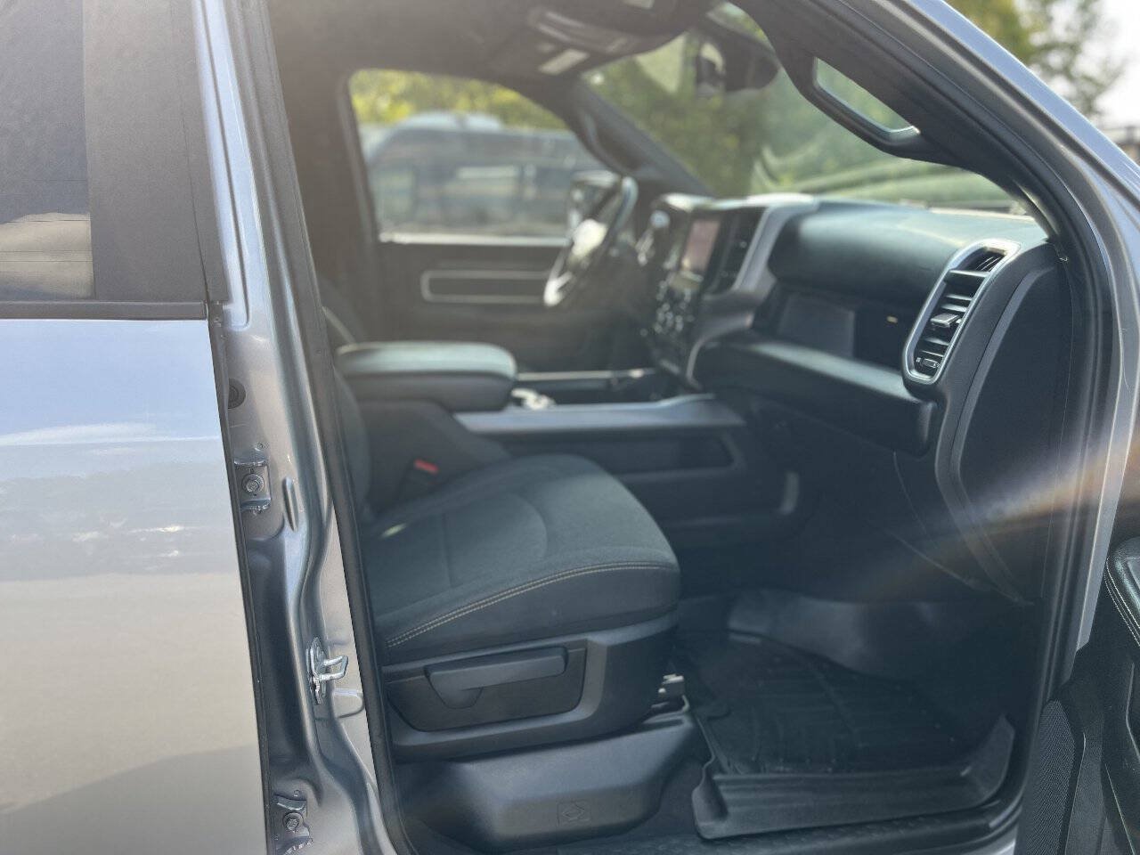 Used 2022 RAM 3500 Big Horn w/ Level A Equipment Group AWD/4WD image 18