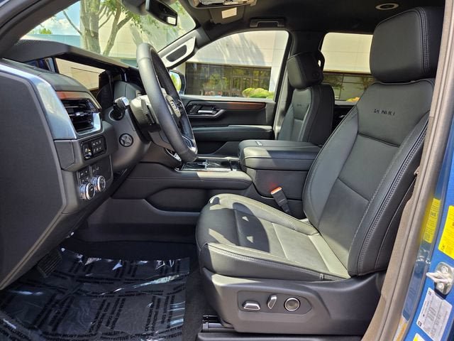 Used 2026 GMC Yukon Denali AWD/4WD image 9