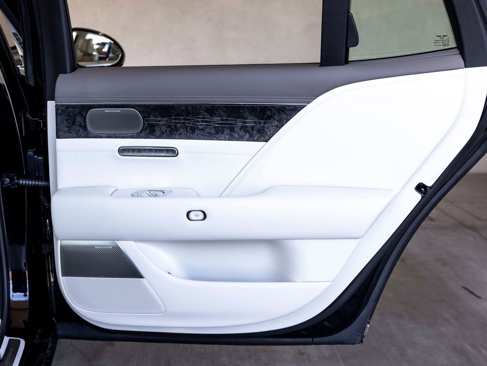 New 2026 Genesis G90 3.5T image 22