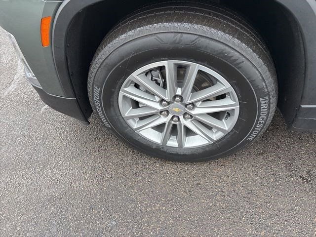 Used 2022 Chevrolet Traverse LT w/ LPO, Floor Liner Package image 48