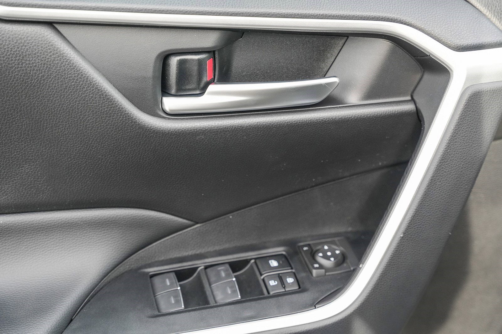 New 2025 Toyota RAV4 XLE image 24