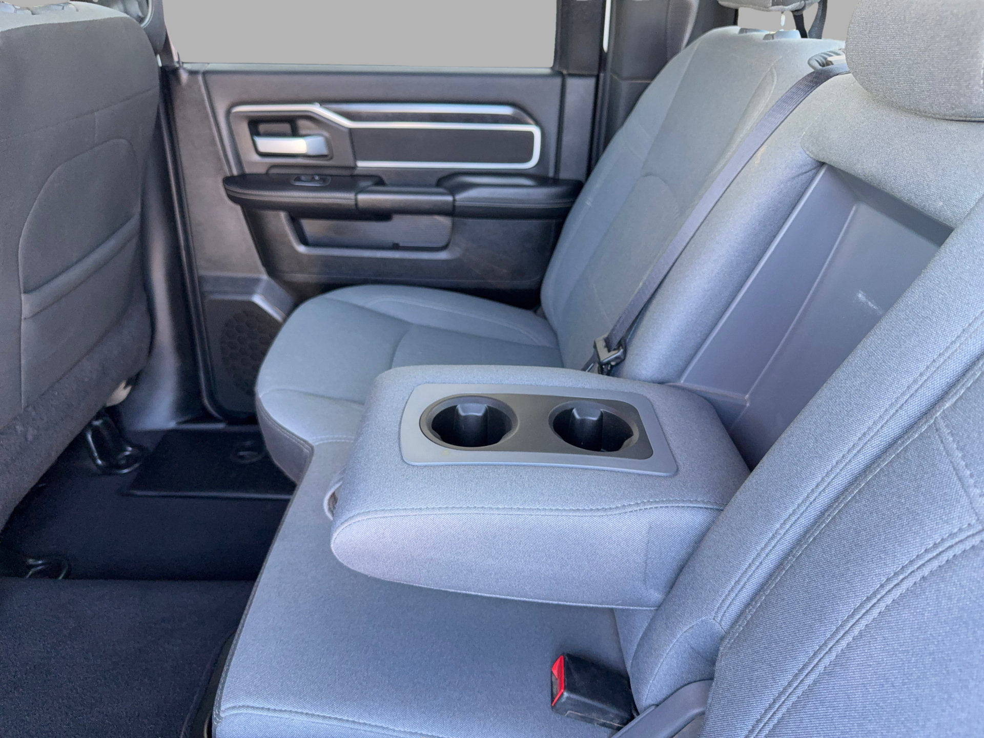 Used 2024 RAM 2500 Big Horn AWD/4WD image 30