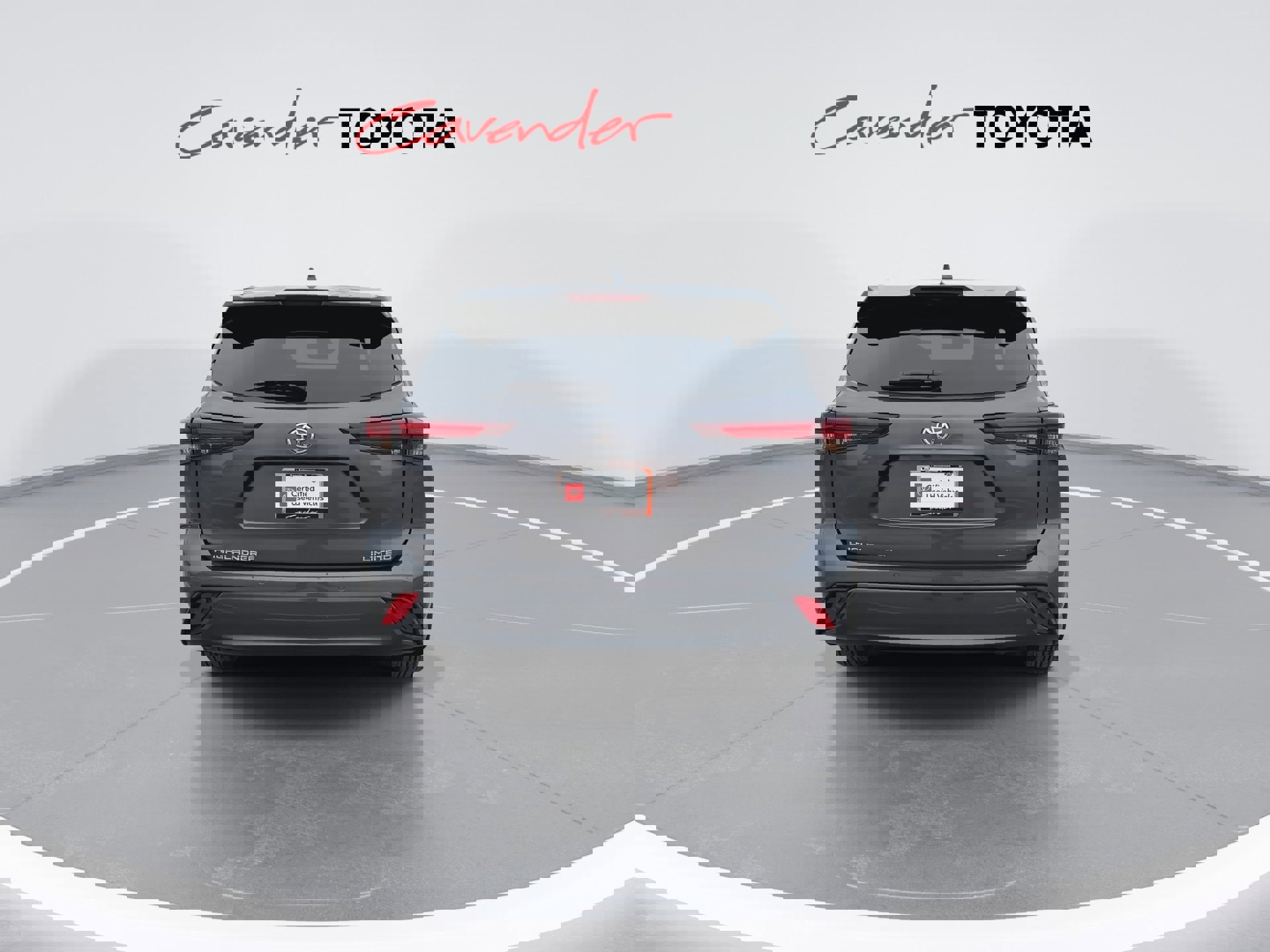 Used 2024 Toyota Highlander Limited image 7