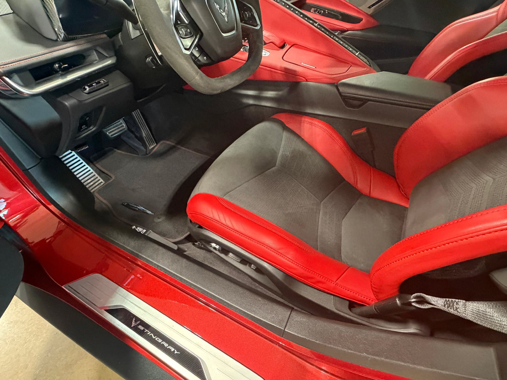 Used 2023 Chevrolet Corvette Stingray Preferred Conv w/ Z51 Performance Package RWD image 19