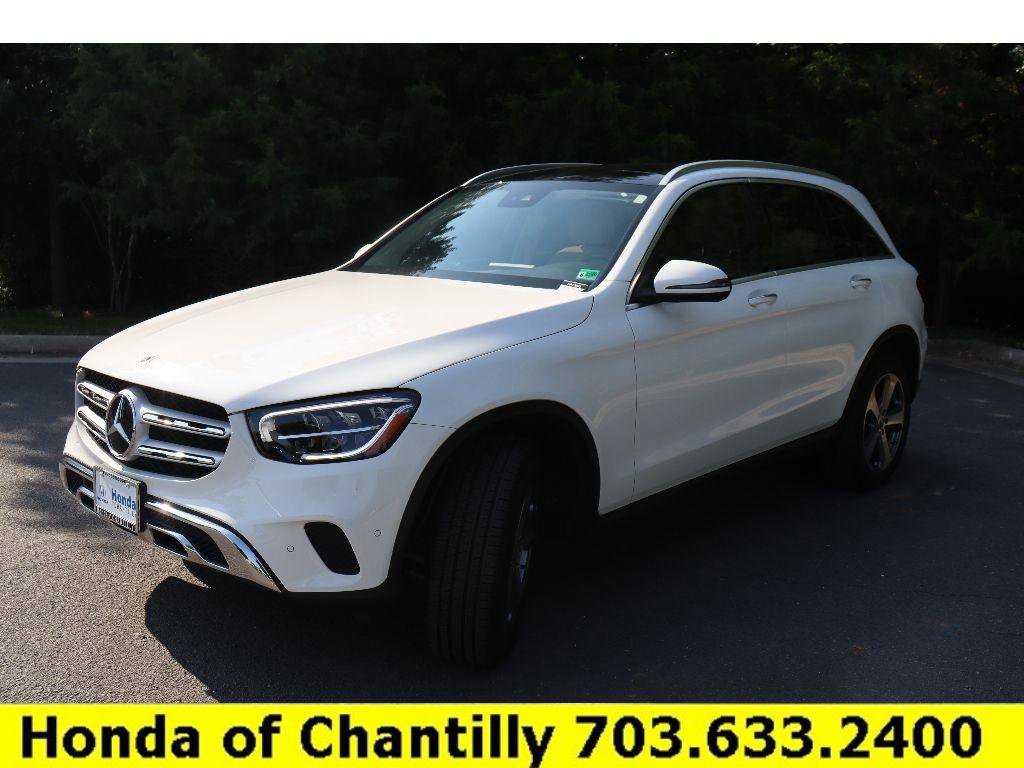 Used 2022 Mercedes-Benz GLC 300 4MATIC image 3