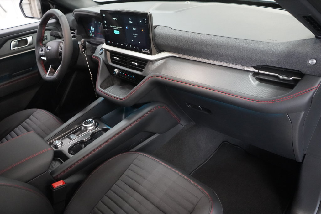 New 2027 Ford Explorer ST-Line w/ Premium Package RWD image 21
