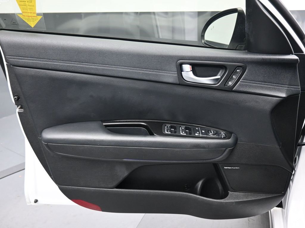 Used 2019 Kia Optima SX w/ SX Limited (Black) Package image 9