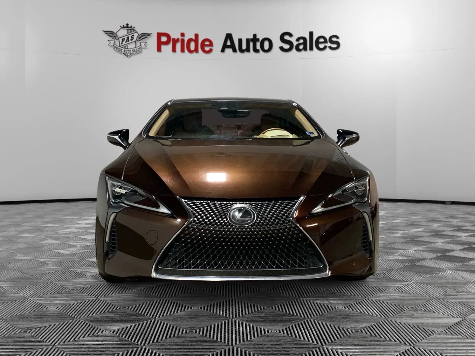 Used 2019 Lexus LC 500 Coupe w/ Carbon Fiber Package image 2