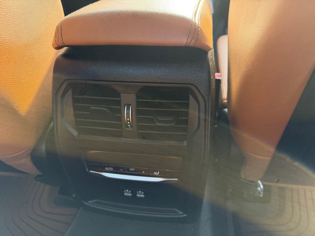 Used 2021 BMW M340i xDrive image 16