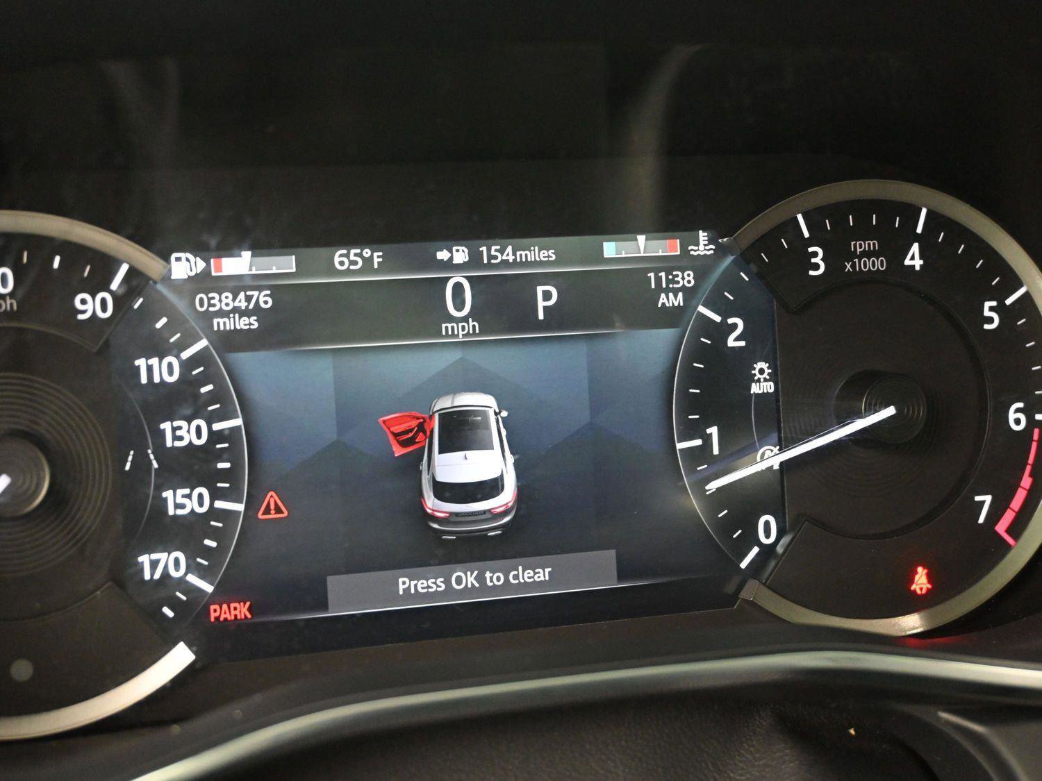 Used 2022 Jaguar F-PACE S image 3
