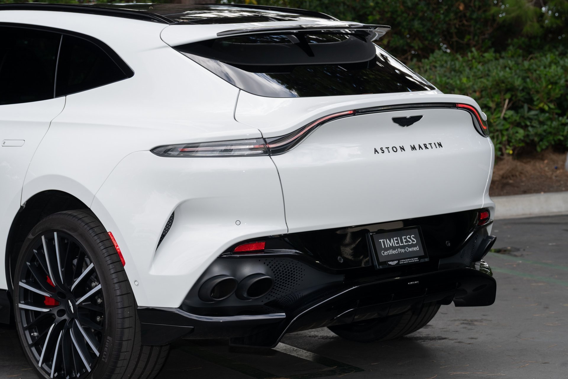 Used 2023 Aston Martin DBX 707 image 24