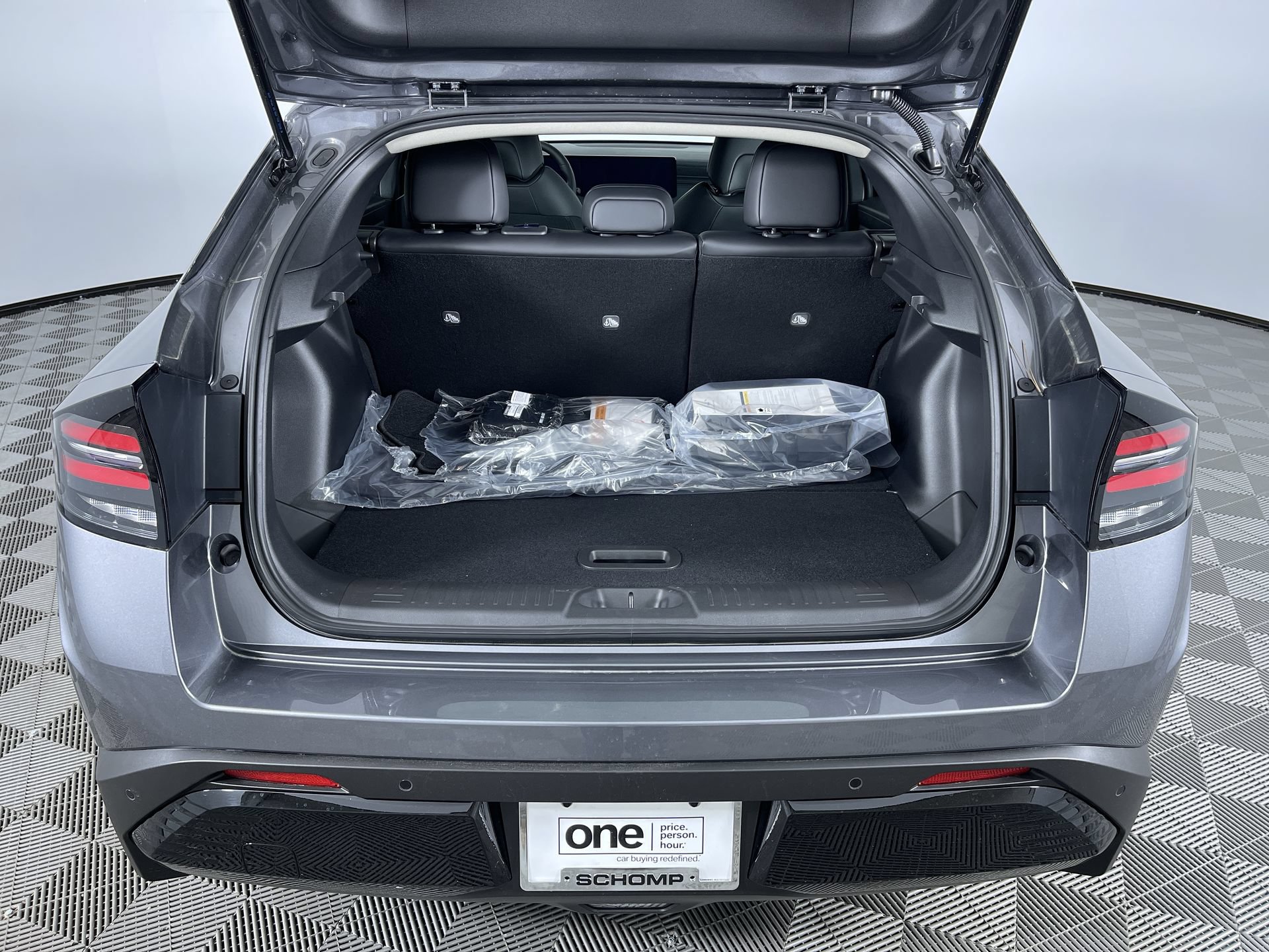 New 2026 Nissan Leaf SV+ w/ Floor Mat Package (SV+) FWD image 25
