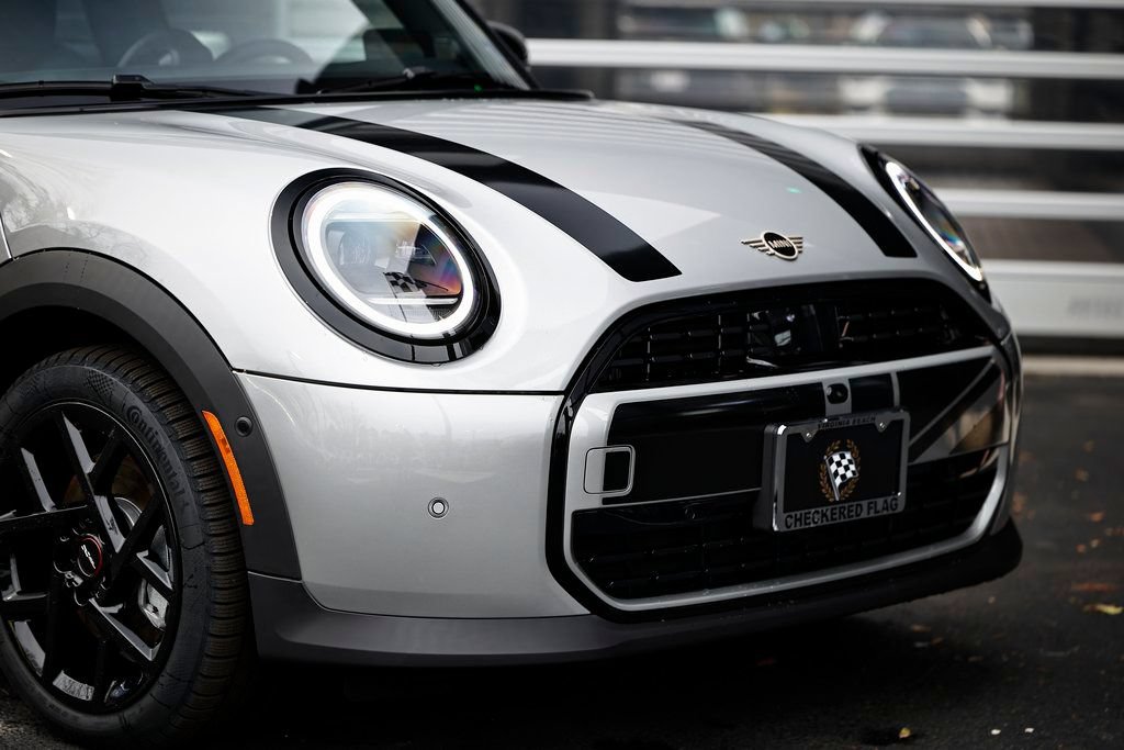 New 2026 MINI Cooper 2-Door Hardtop FWD image 2