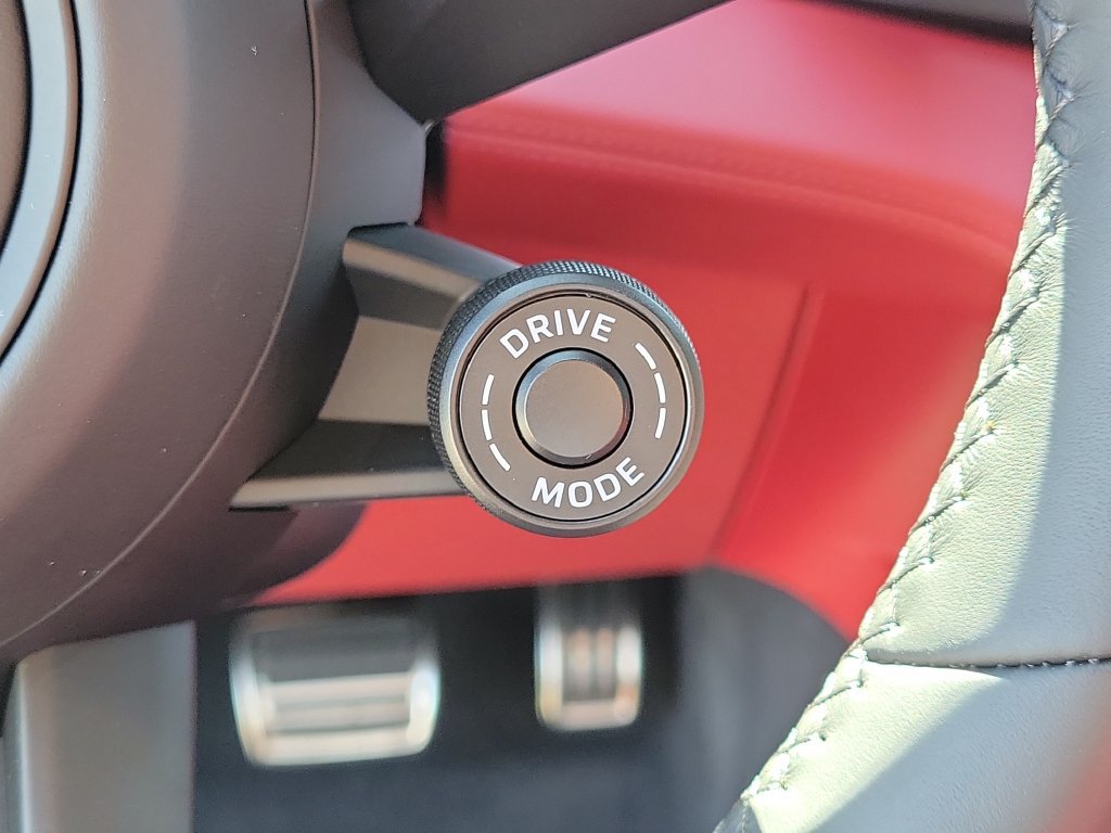 New 2026 Porsche Cayenne Turbo AWD/4WD image 39