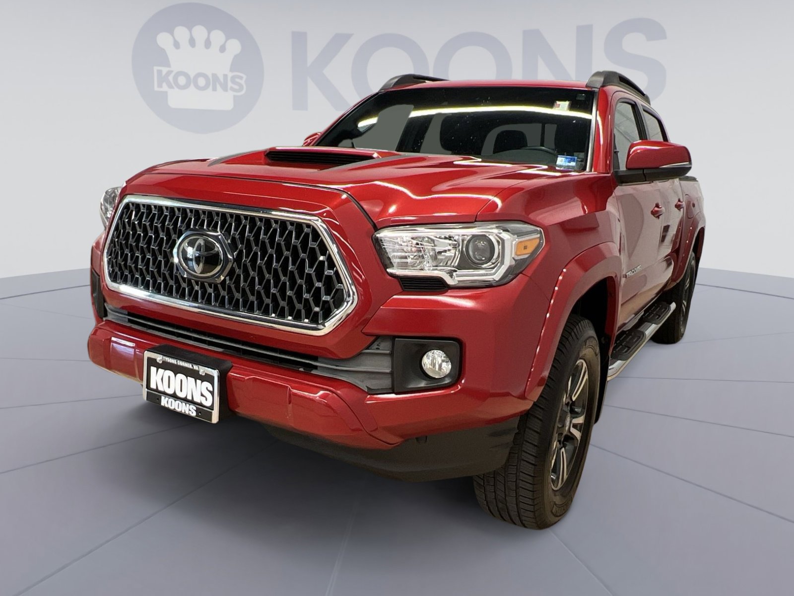 Used 2019 Toyota Tacoma TRD Sport image 1